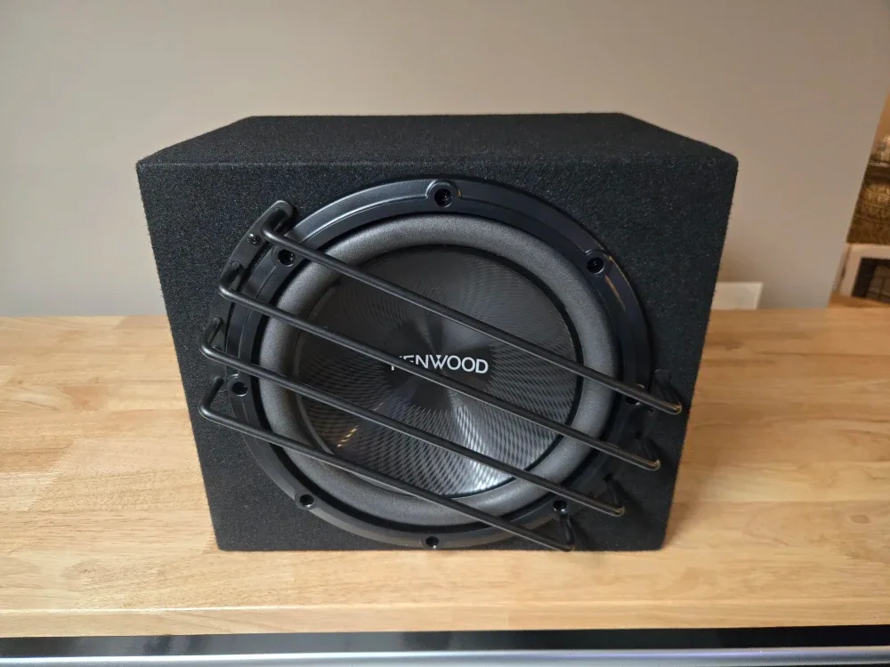 Brans New 12" subwoofers in Compact Sealed Enclosure with grille image indicator(5)