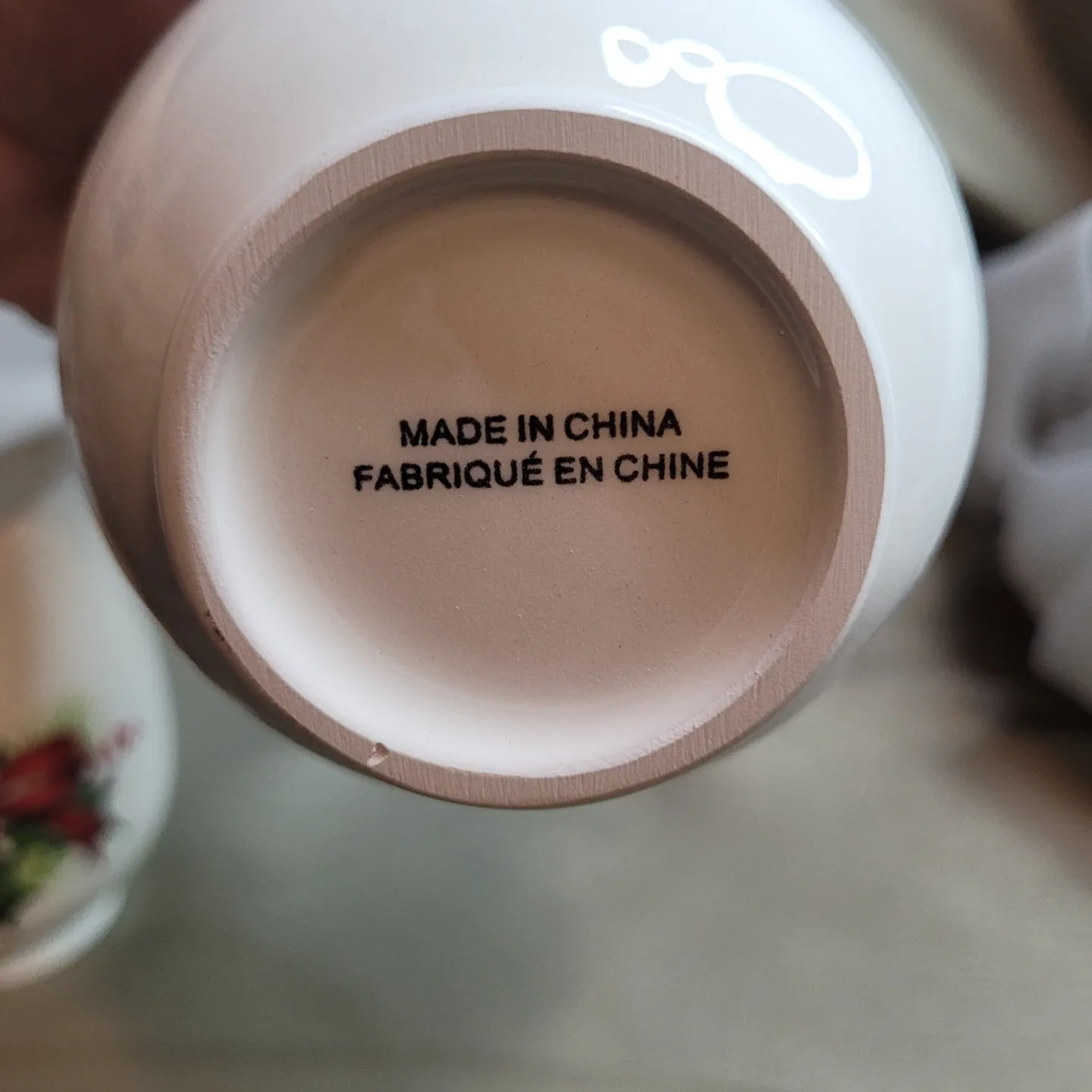 Beautiful Brand New Holiday Christmas Cream & Sugar Set no box image indicator(7)