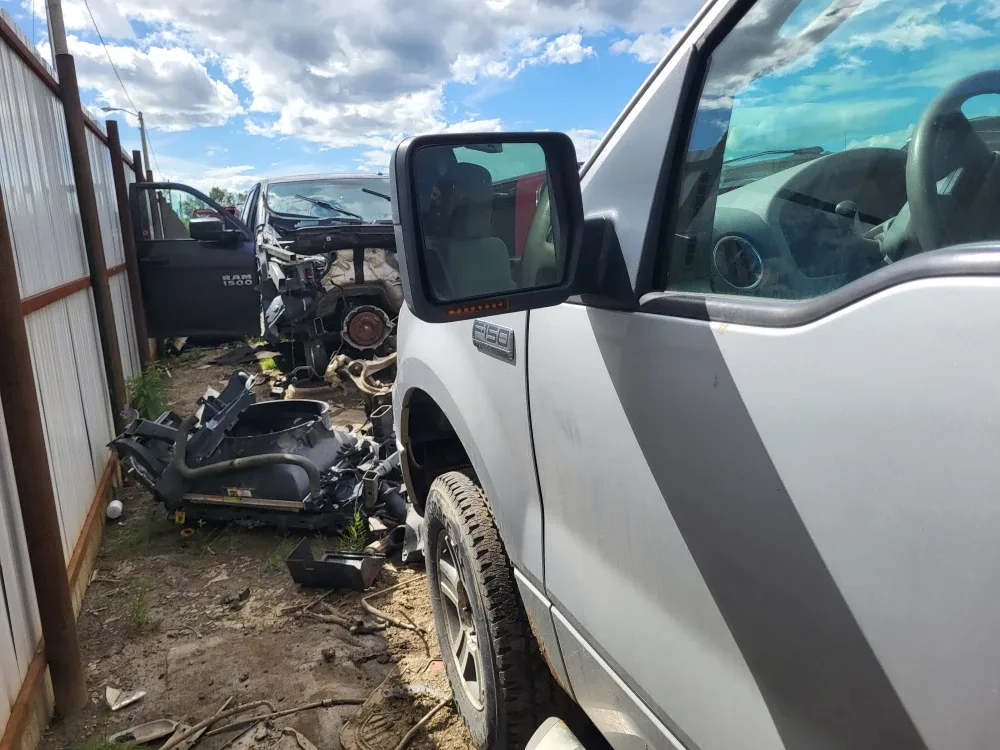 f150 parts  2004 to 2014 call 780-231 3960 image indicator(2)