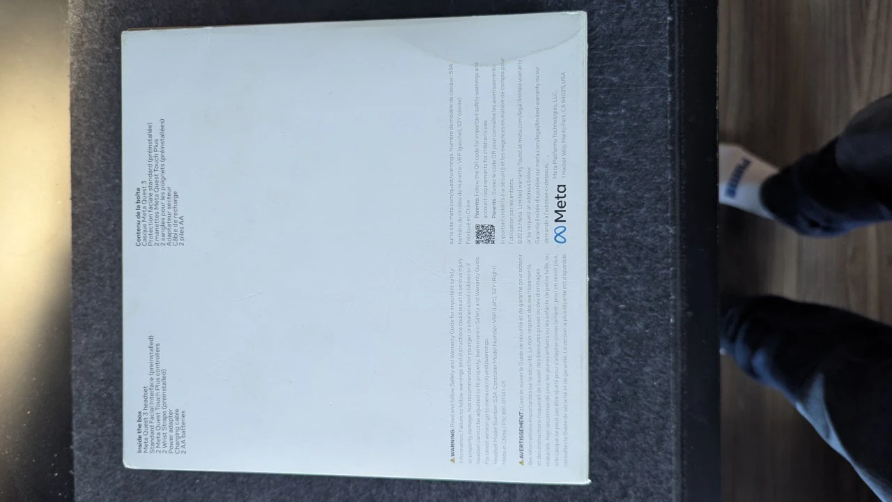 Meta Quest 3 (128 GB) - Like New! - photo 2