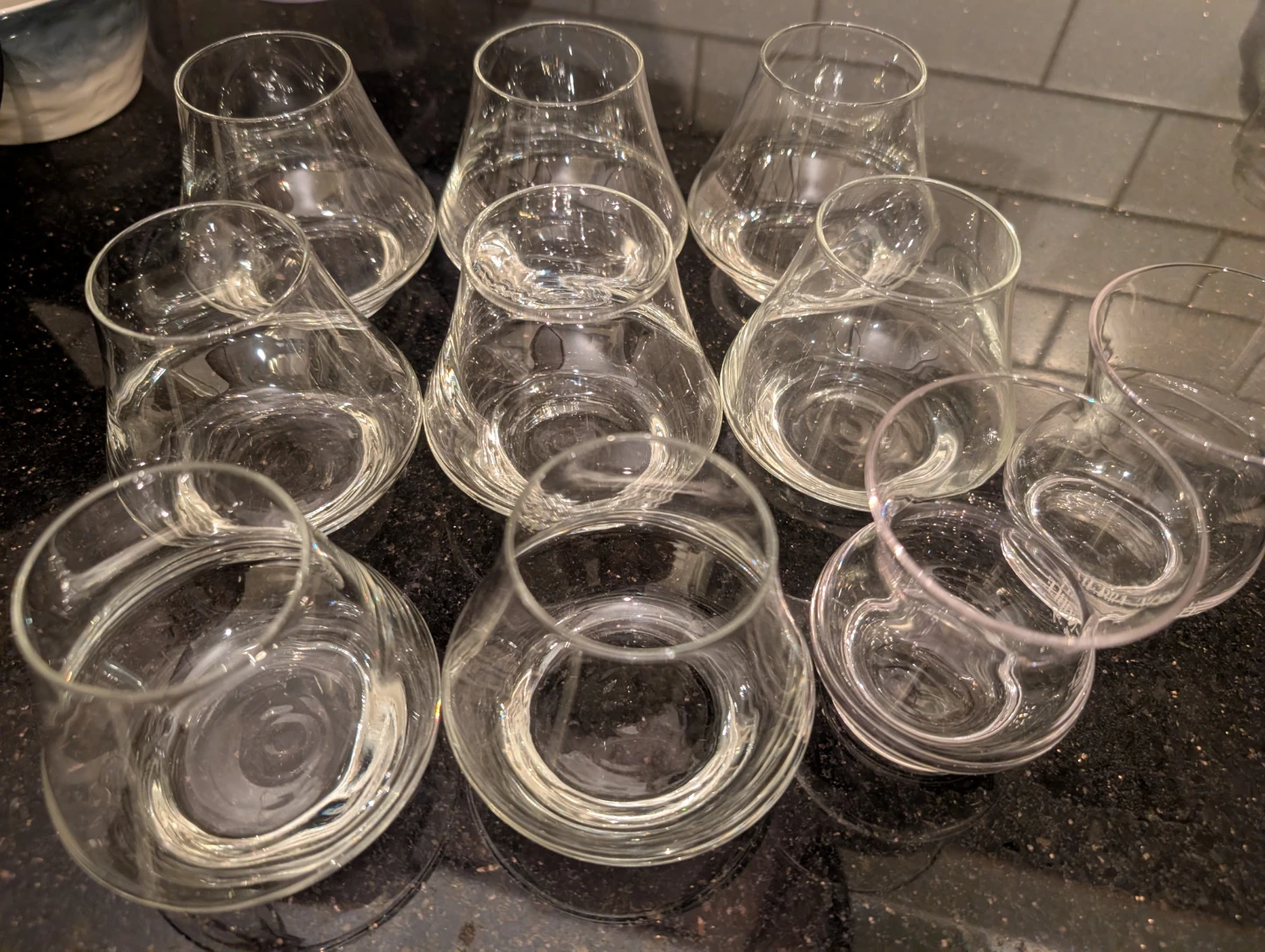 Set of 10 Clear Stemless Wine Glasses
