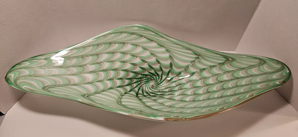 Murano Art Glass Bowl, Green & White image indicator(3)