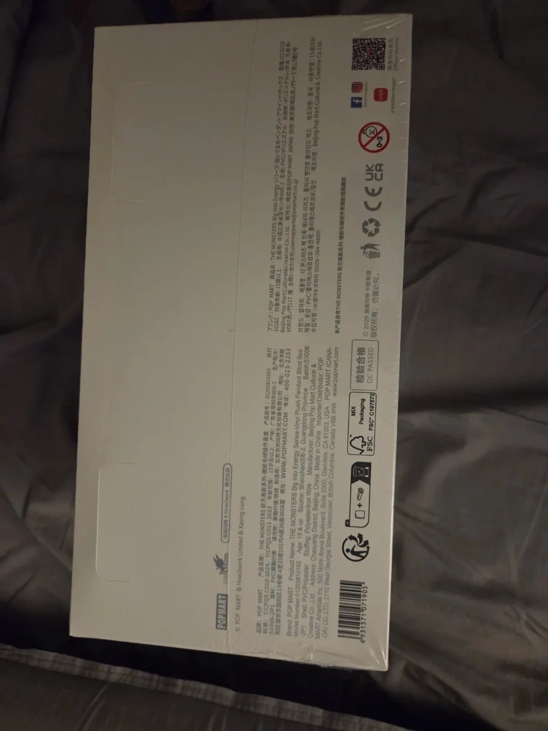 Pop Mart The Monsters Big Into Energy 6-Pack image indicator(3)