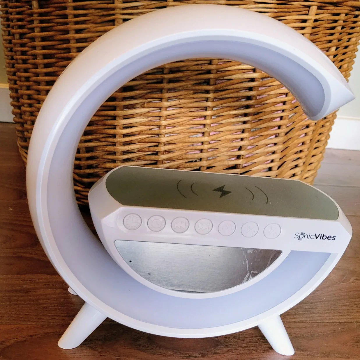 Headset and Google radio image indicator(9)