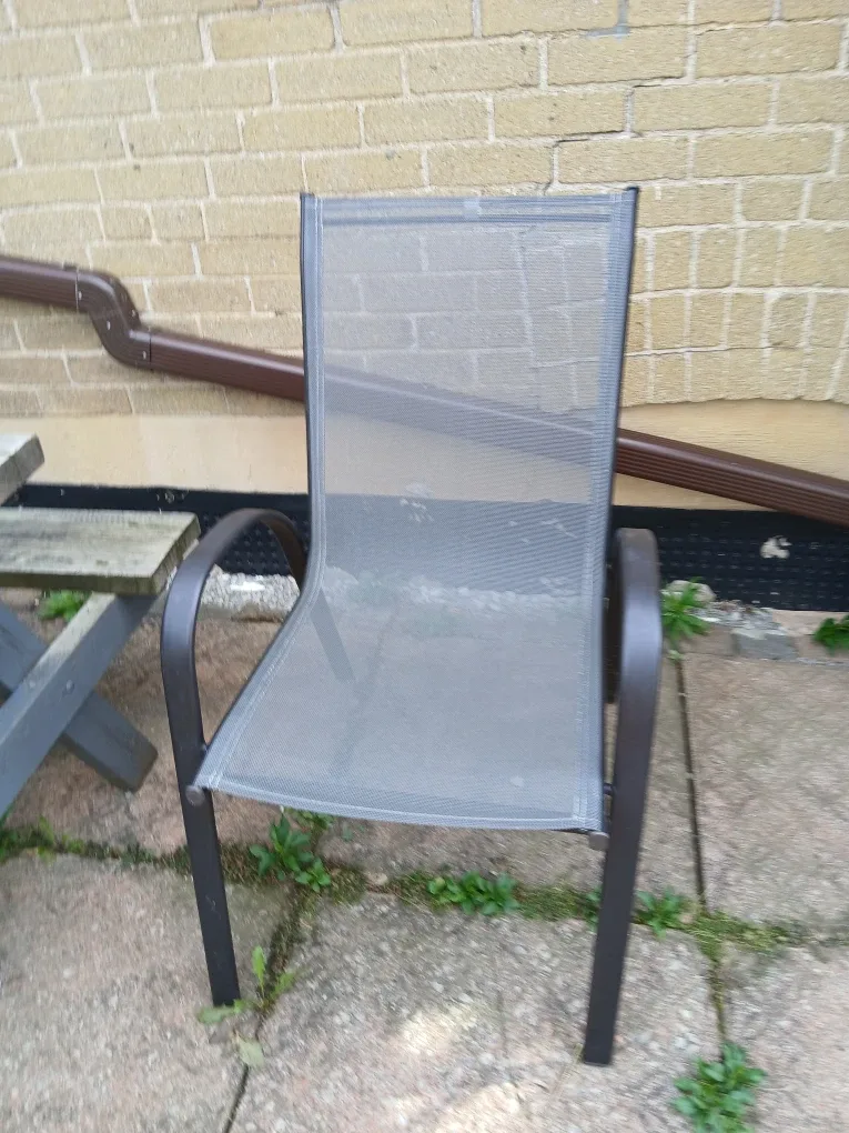 2 patio chairs 🏠Dufferin & Eglinton