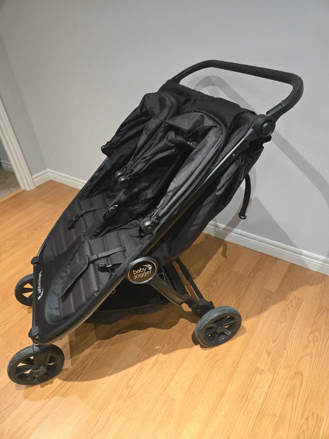 Baby Jogger City Mini GT Double Stroller - Black image indicator(2)