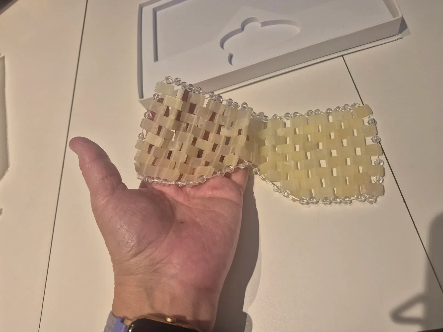 MONAT Jade Eye Mask & Gua Sha Set - New in Box! image indicator(5)