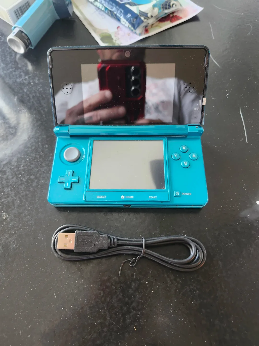 Nintendo 3DS Aqua Blue with Charger