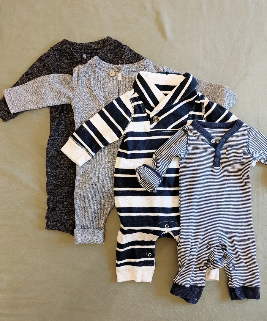 Baby Boy Clothes Bundle - 0-3 Months image indicator(4)