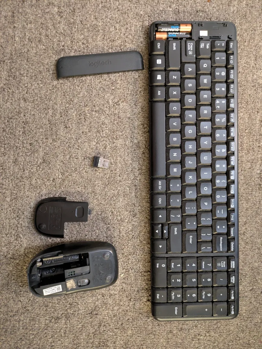 Logitech Wireless Keyboard and Mouse Combo image indicator(2)