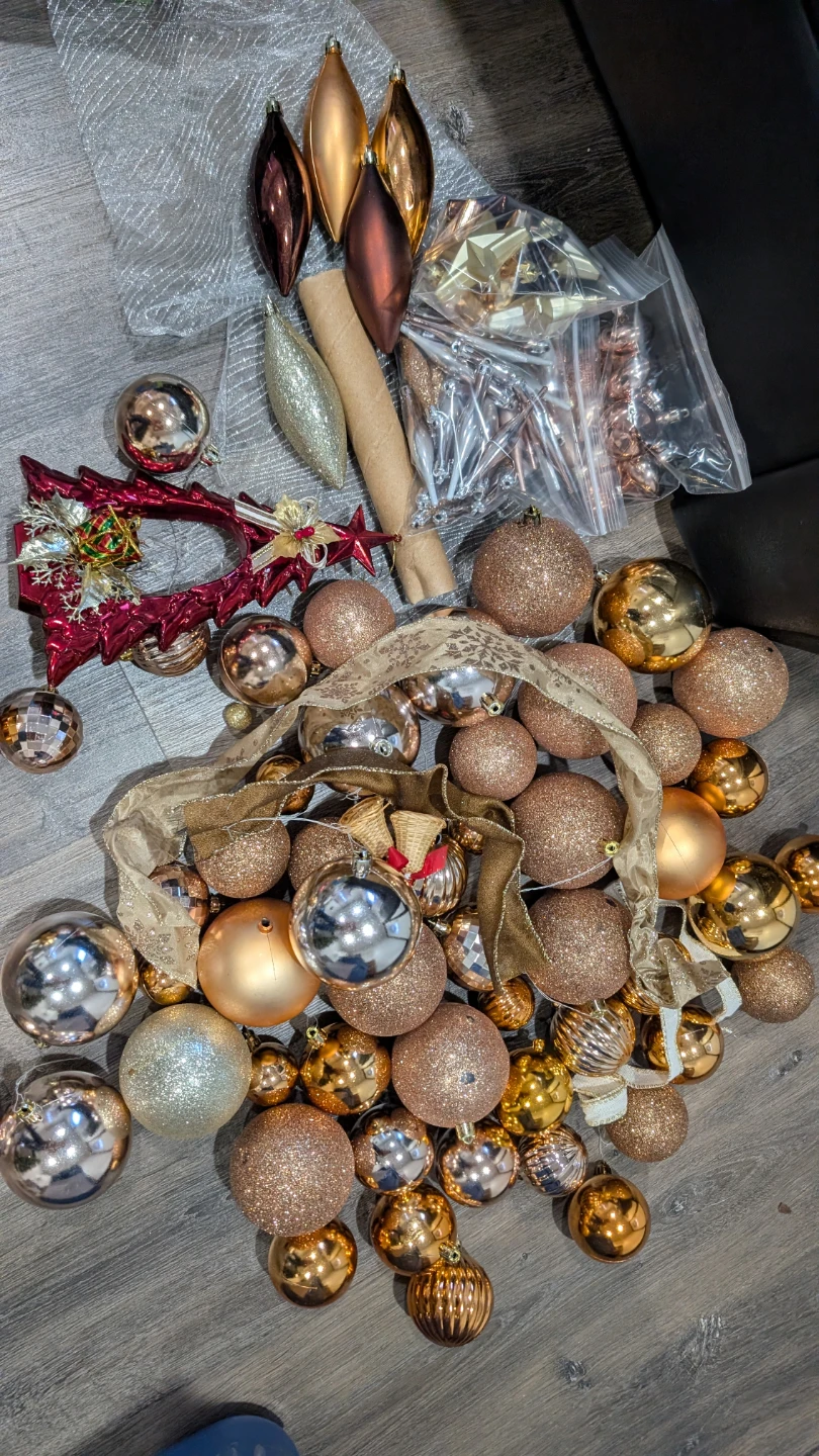 Christmas Ornaments - Mixed Lot