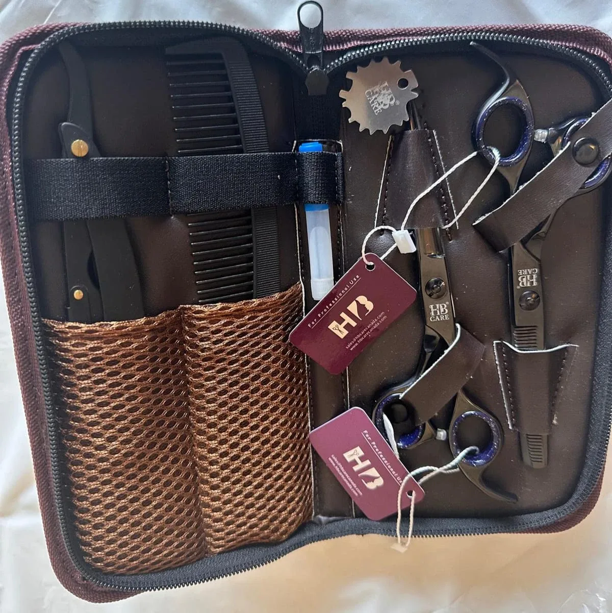 HB Care & Fakhra Pro Hairdressing Scissors Set image indicator(3)