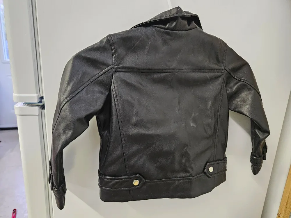 Zara Kids Black Faux Leather Jacket - Size 5 image indicator(3)