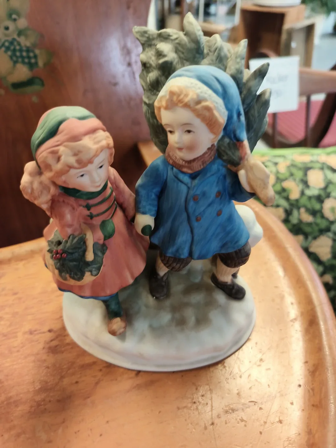 Avon Christmas Memories Figurine, First Edition 1981