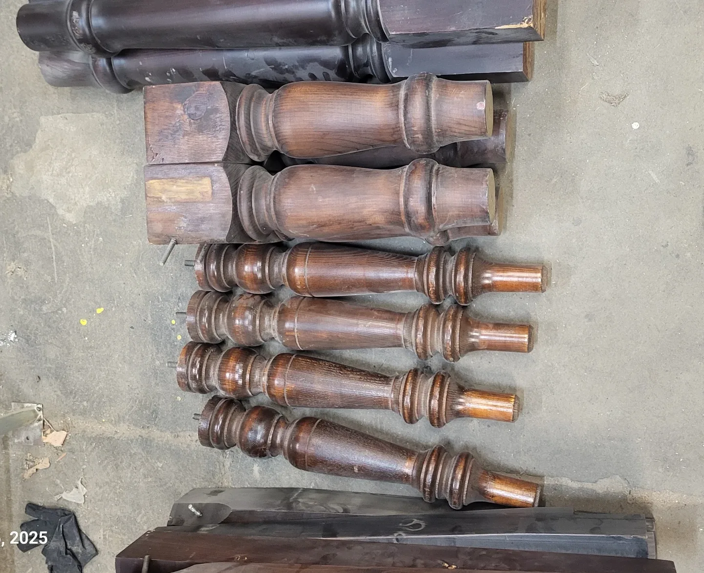 Wooden Table Legs & Tabletop image indicator(3)