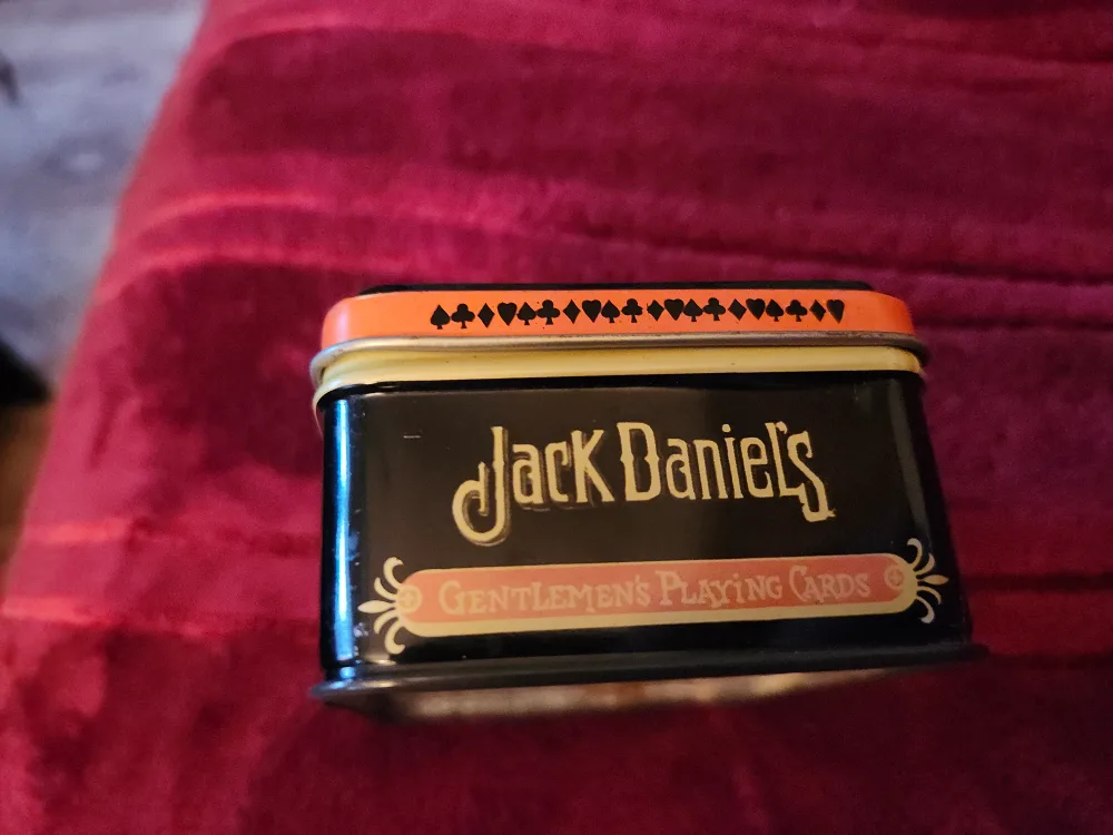 Vintage Jack Daniel's Gentlemen's Playing Cards Tin 2 decks image indicator(2)