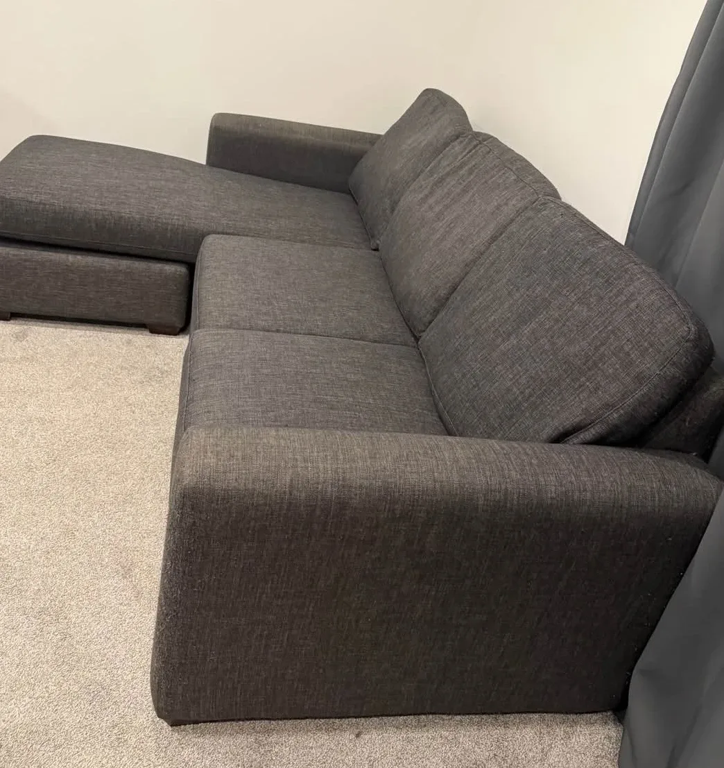 Grey Sectional Sofa with Chaise Lounge image indicator(3)