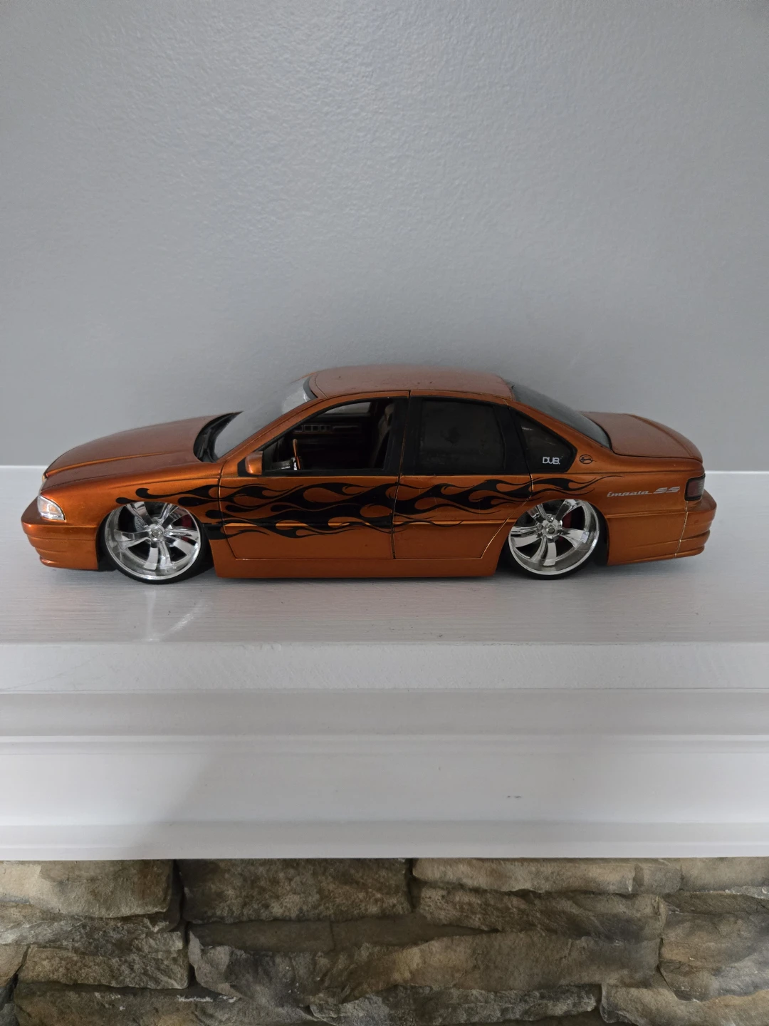 1/18 scale DUB Chevrolet Impala SS Diecast Car