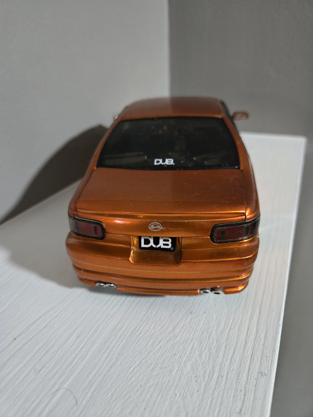 1/18 scale DUB Chevrolet Impala SS Diecast Car - photo 5