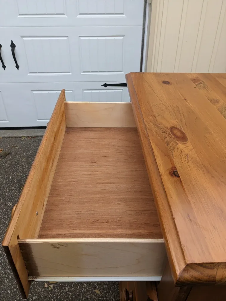 5 Drawer Tallboy Dresser in Solid Pine image indicator(2)