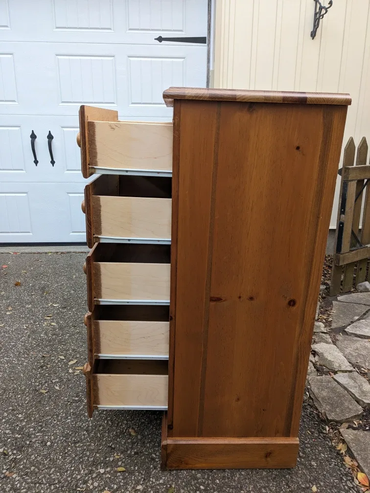 5 Drawer Tallboy Dresser in Solid Pine image indicator(6)