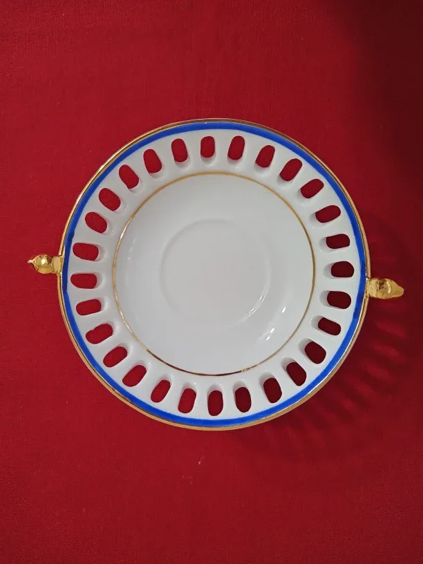 Porcelain Pedestal Bowl image indicator(2)