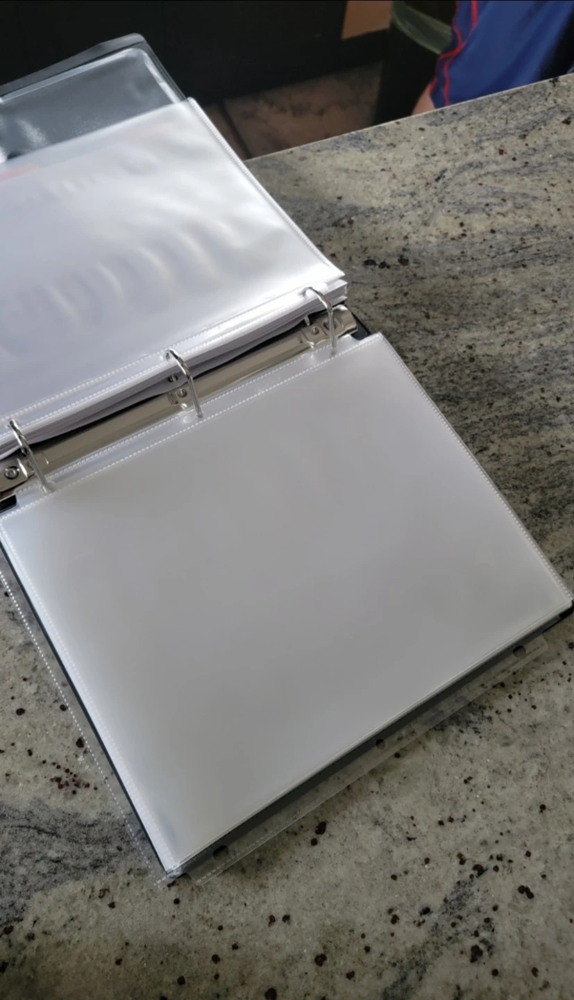 Brand new binder never used and full of inserts and added ones - photo 4