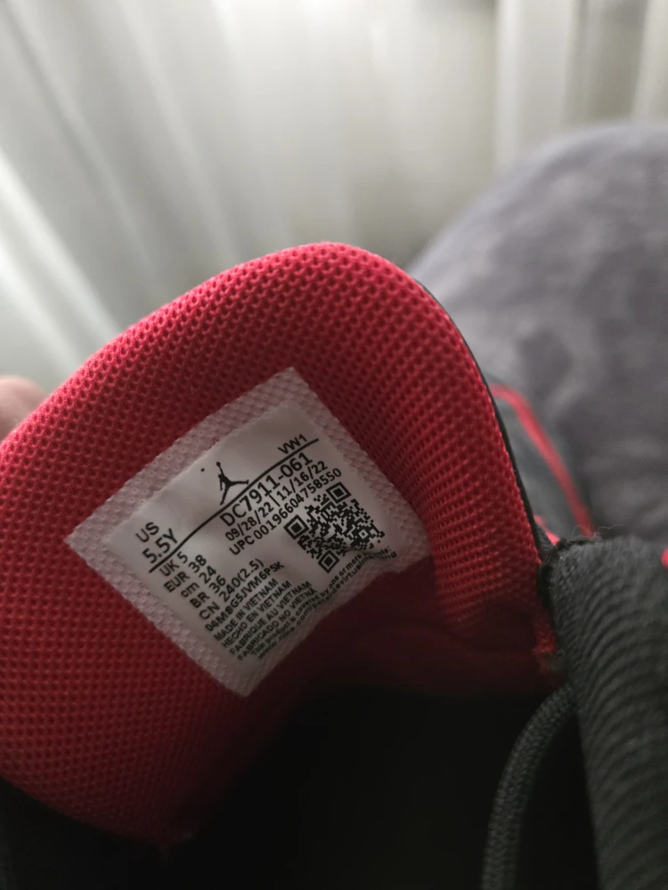 Jordan Black/Red Pro Strongs - photo 4