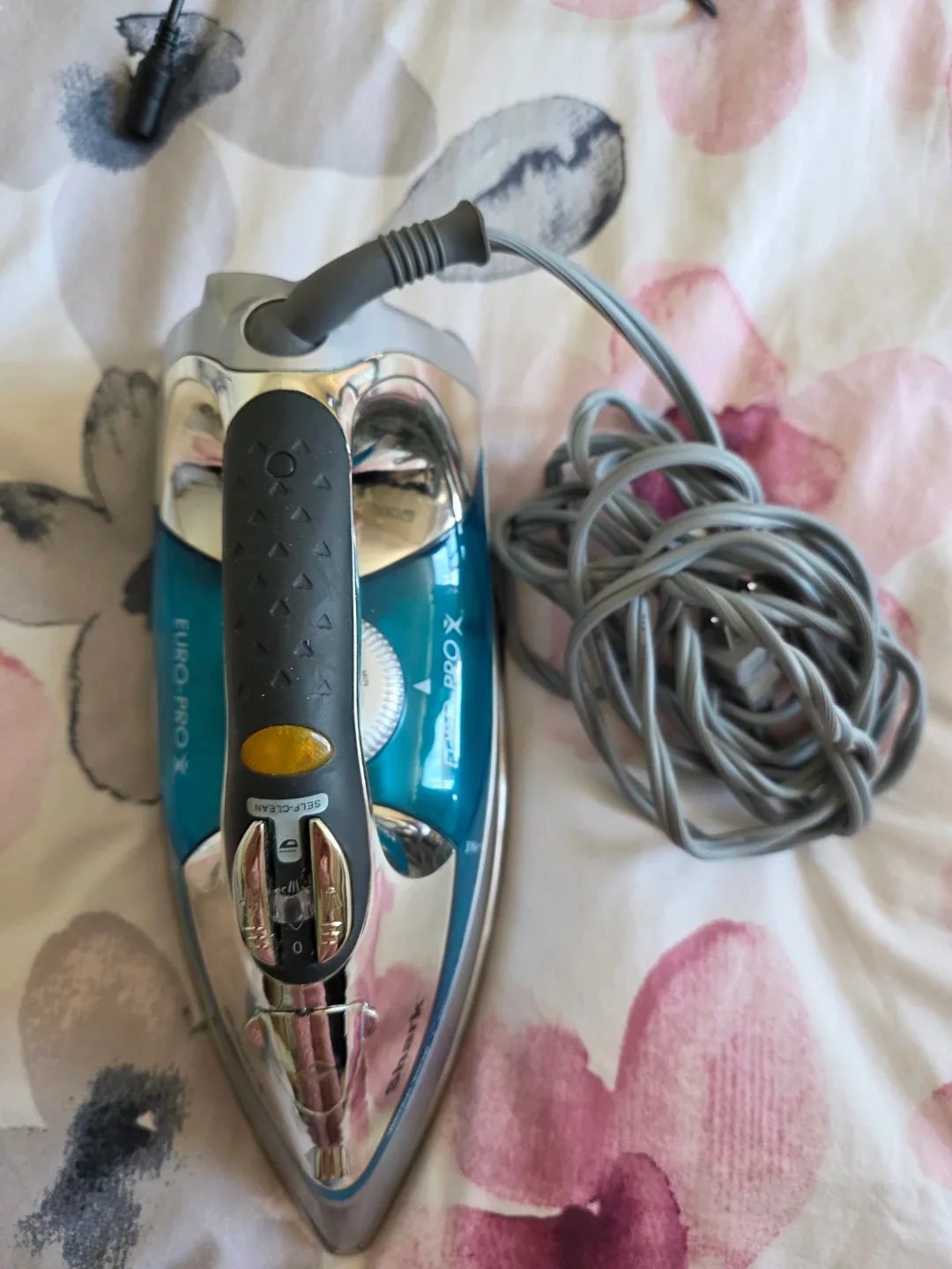 Shark Euro Pro X Iron image indicator(3)