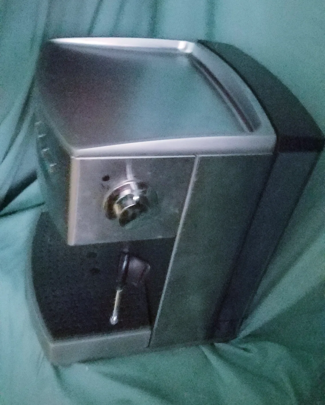 Cuisanart EM-200 Espresso Machine For Parts  or Repair image indicator(3)