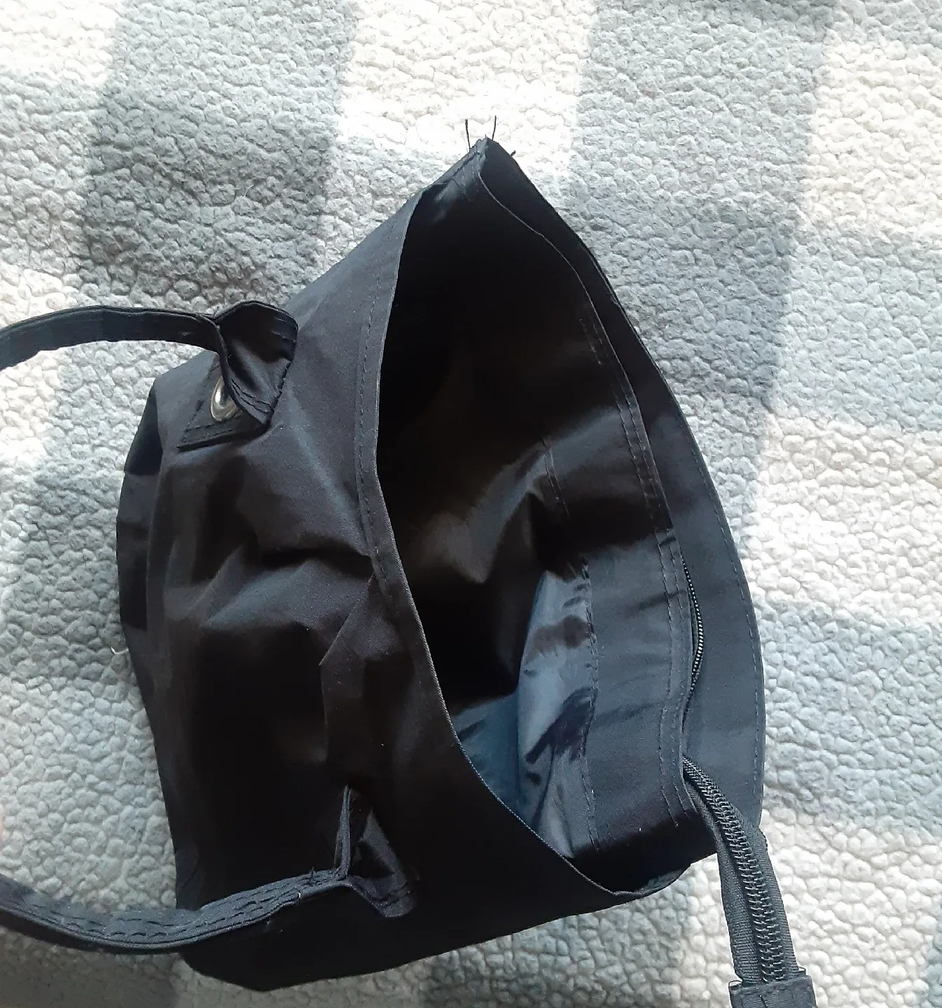 OLAY Black Tote Bag image indicator(3)