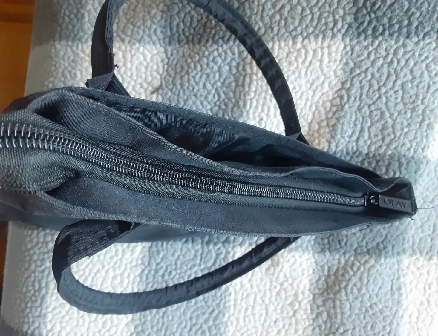 OLAY Black Tote Bag image indicator(7)