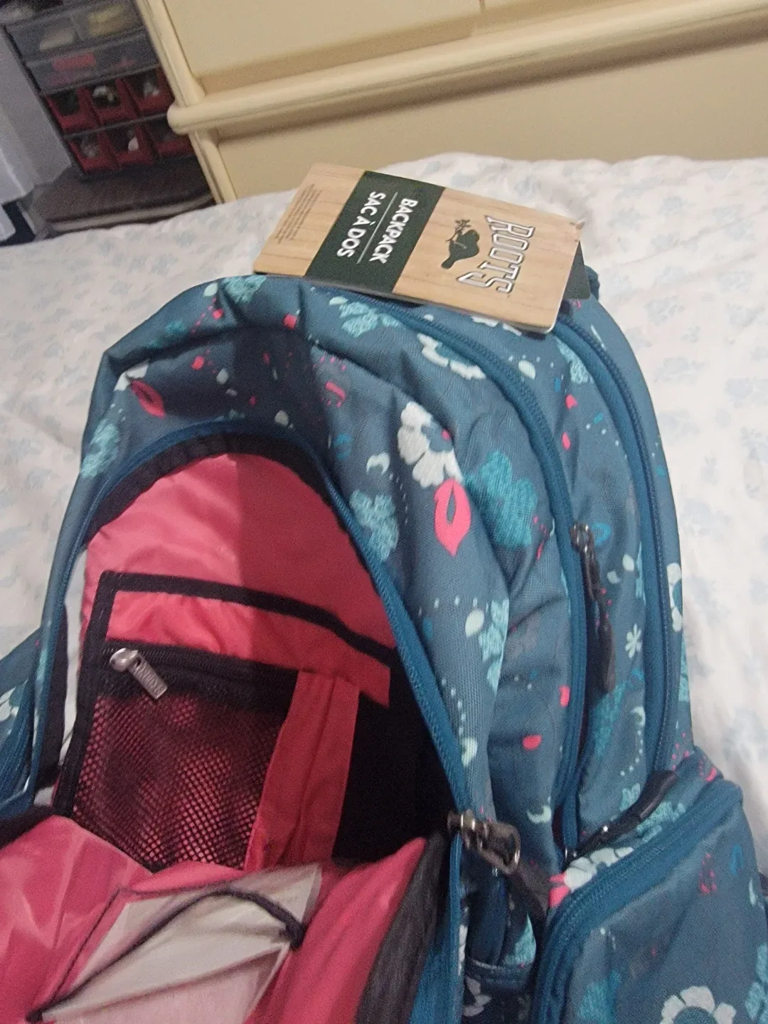 Roots Backpack Sac à Dos - Floral Pattern image indicator(3)