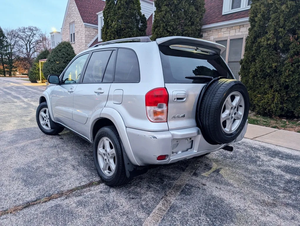 2002 Toyota RAV4  AWD image indicator(2)