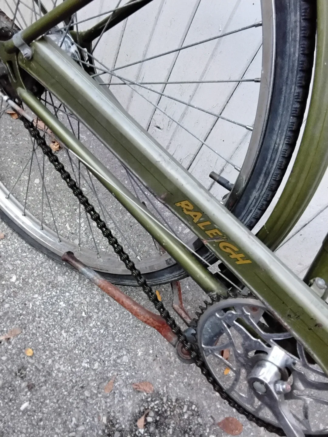 Raleigh Superbe Bicycle - Olive Green (1970s) 🚲 🚵‍♀️ 🚴‍♂️ image indicator(6)