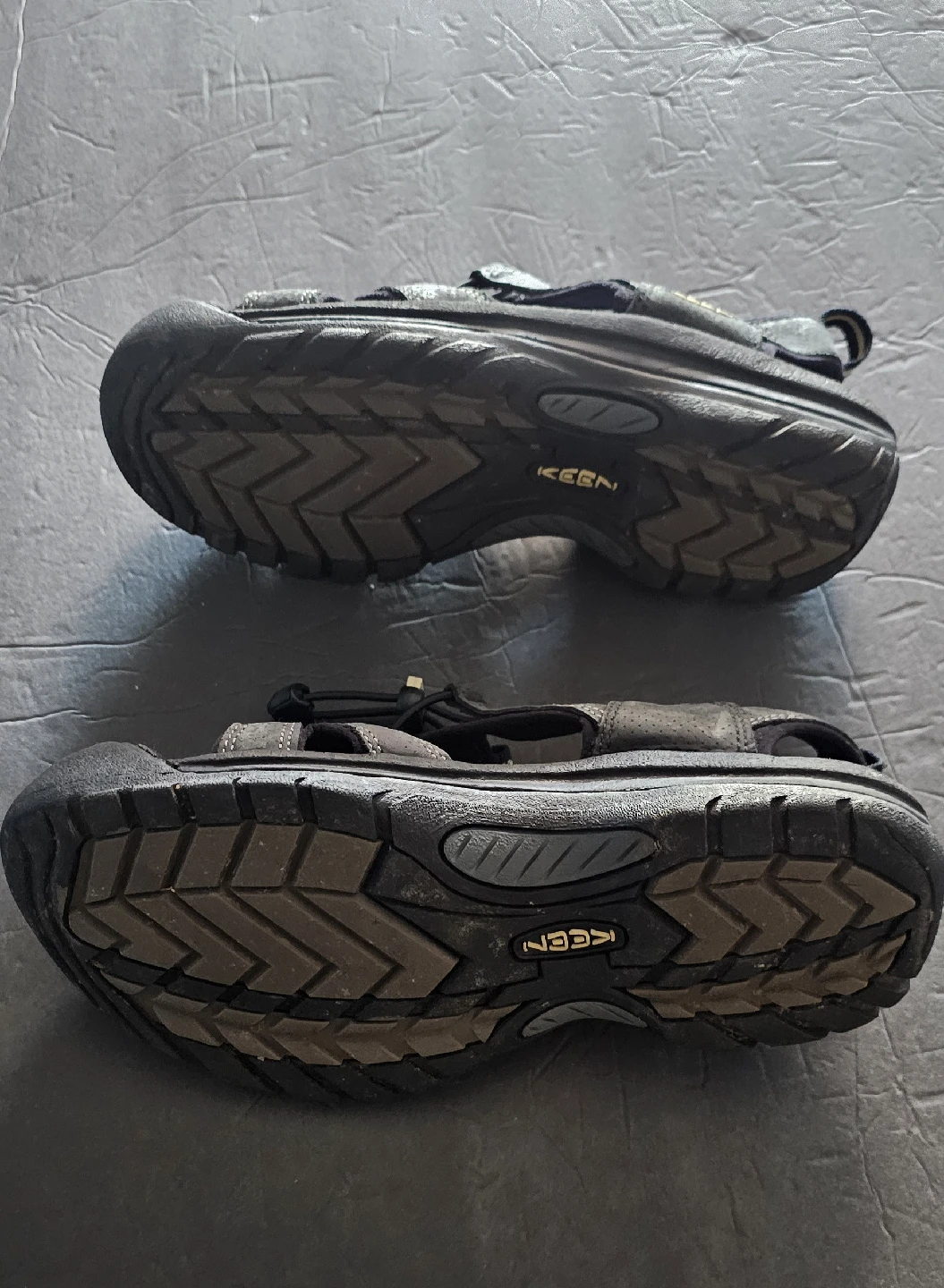 KEEN Men's Black Newport H2 Sandals size 7 - photo 3