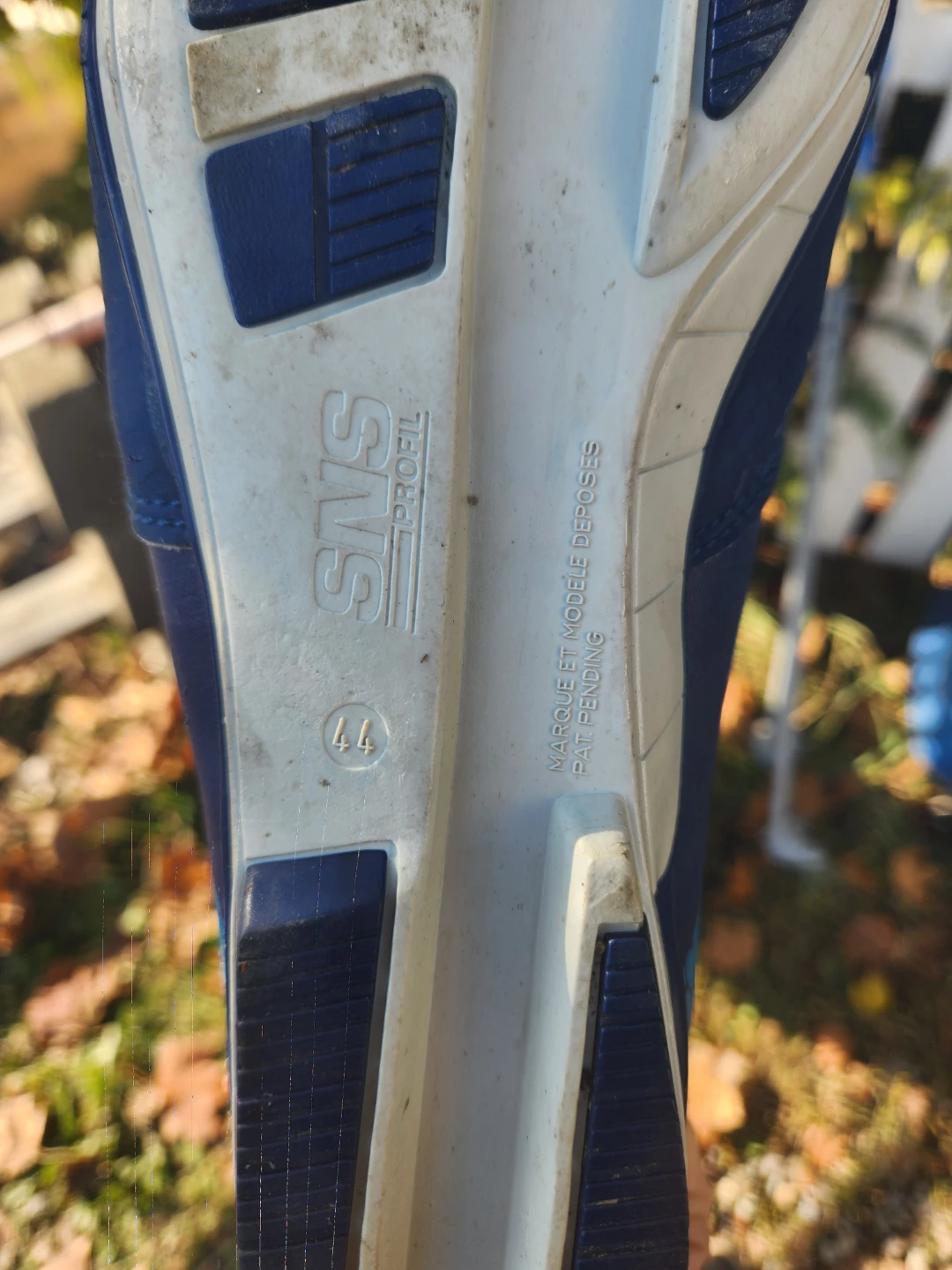 Fischer Skis, Salomon Boots (Size 44) - photo 3