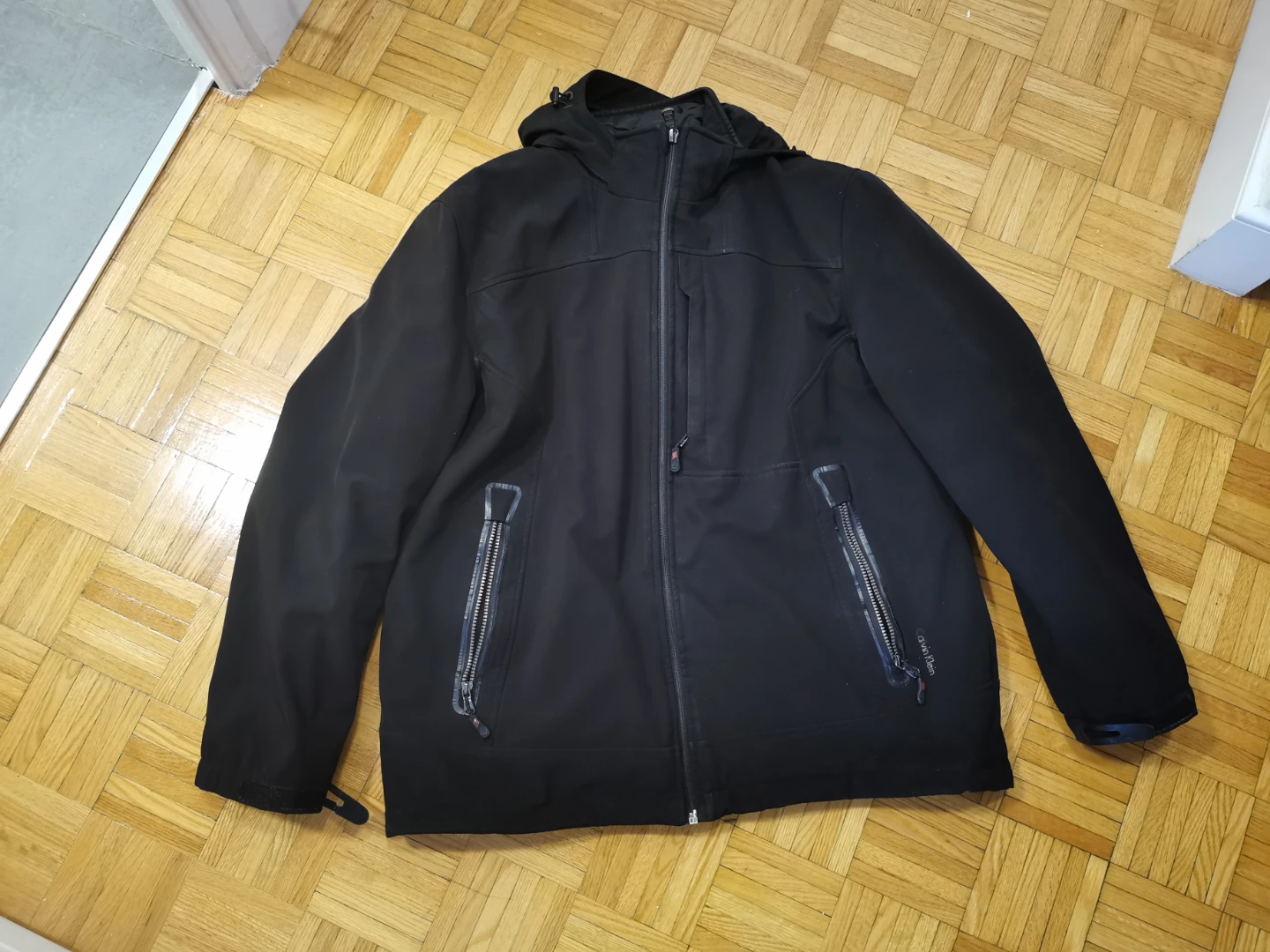 Calvin Klein Black Winter Jacket Large, removable layers - photo 2