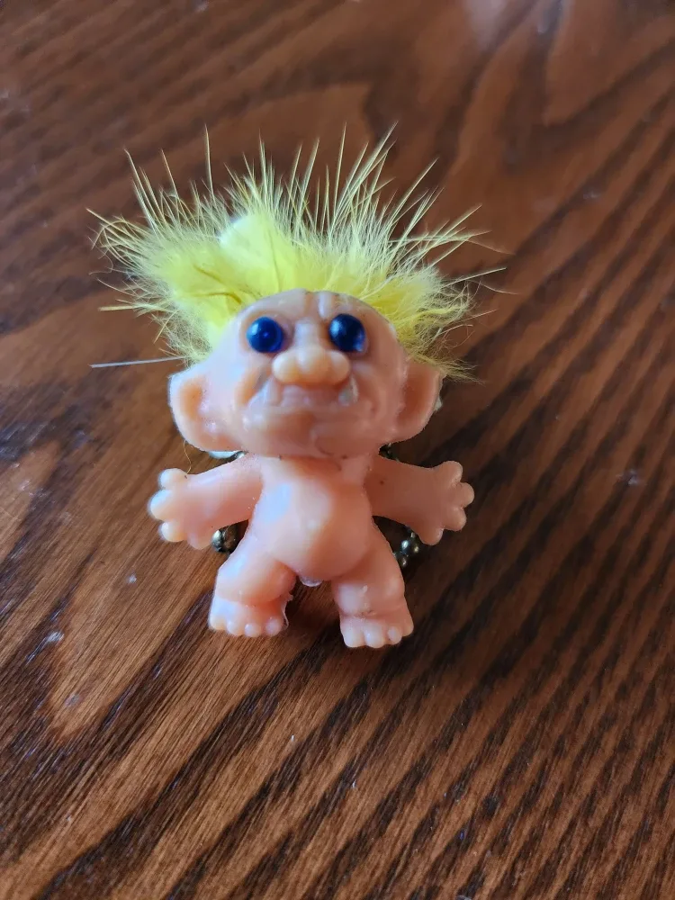 Vintage Troll Doll key chain cleanout