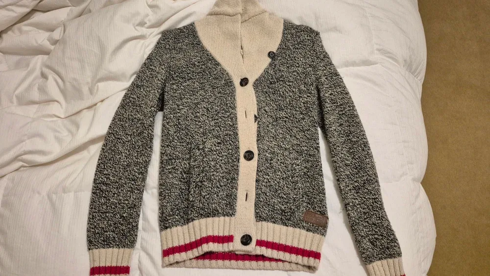 Roots Cabin Cardigan - Size XS