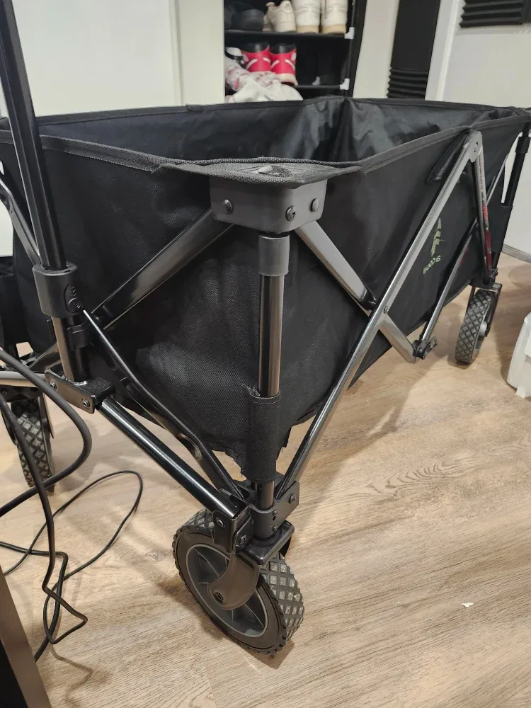 Woods Folding Wagon - Black
