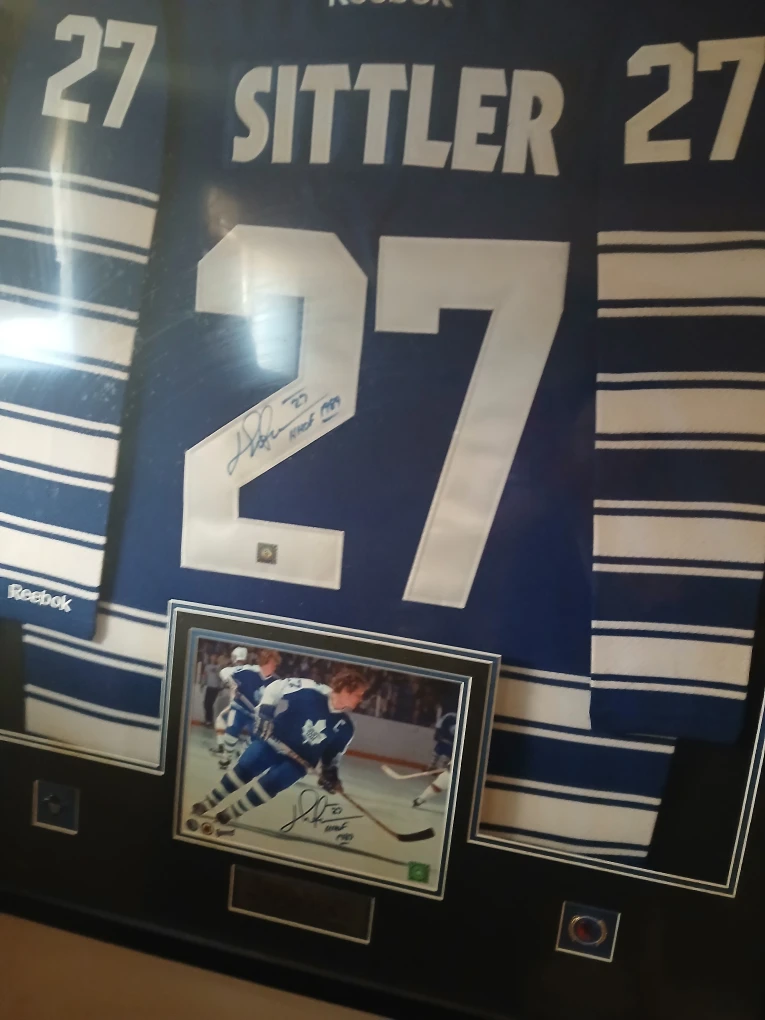 Darryl Sittler Framed Jersey - Leafs Legend