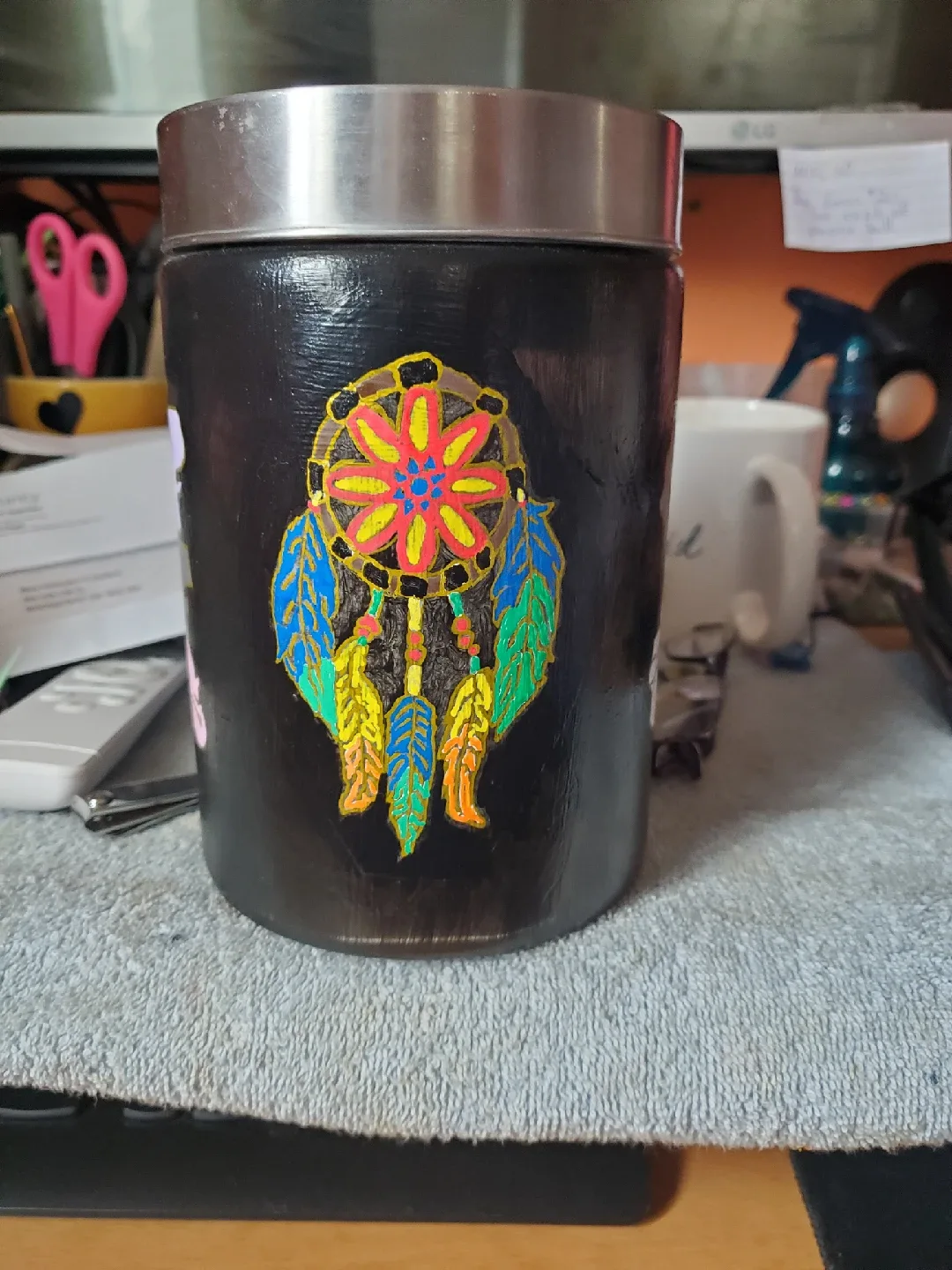 Hand-Painted Black Storage Jar image indicator(2)