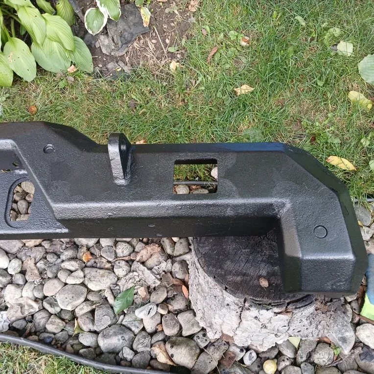 Tacoma Truck Rear Bumper - Black image indicator(4)