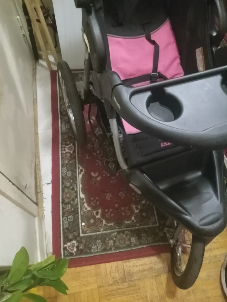 Expedition Baby Stroller - Pink & Black image indicator(3)
