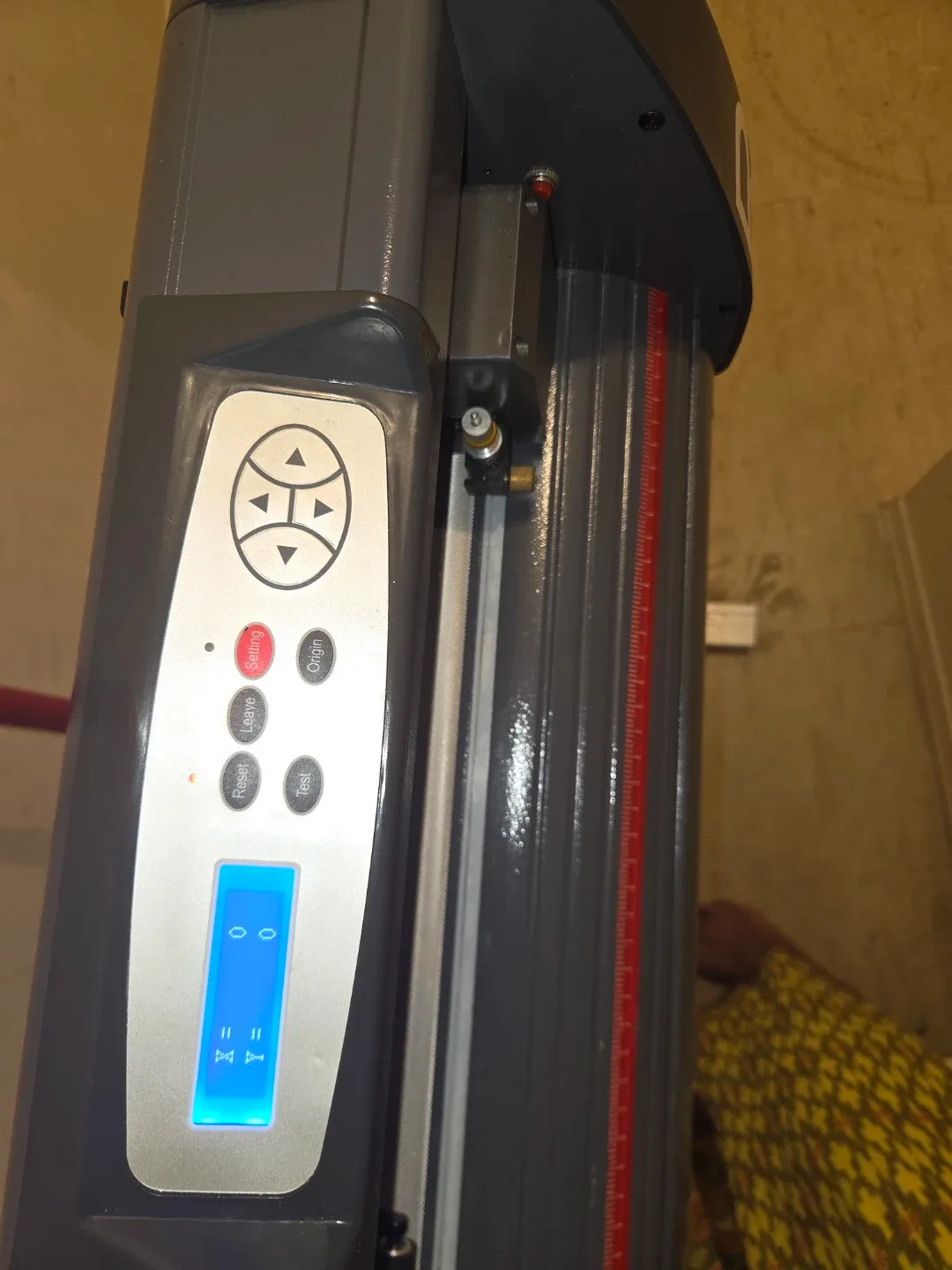 Vinyl Cutter Plotter with Stand image indicator(2)