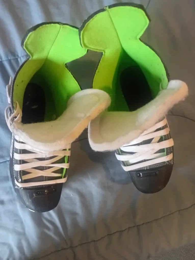 Bauer XLS Hockey Skates image indicator(4)