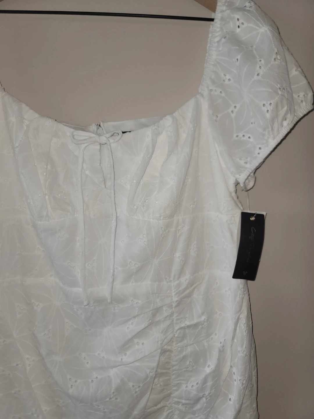 City Triangles White Eyelet Mini Dress NWT SZ 19 Cotton - photo 5