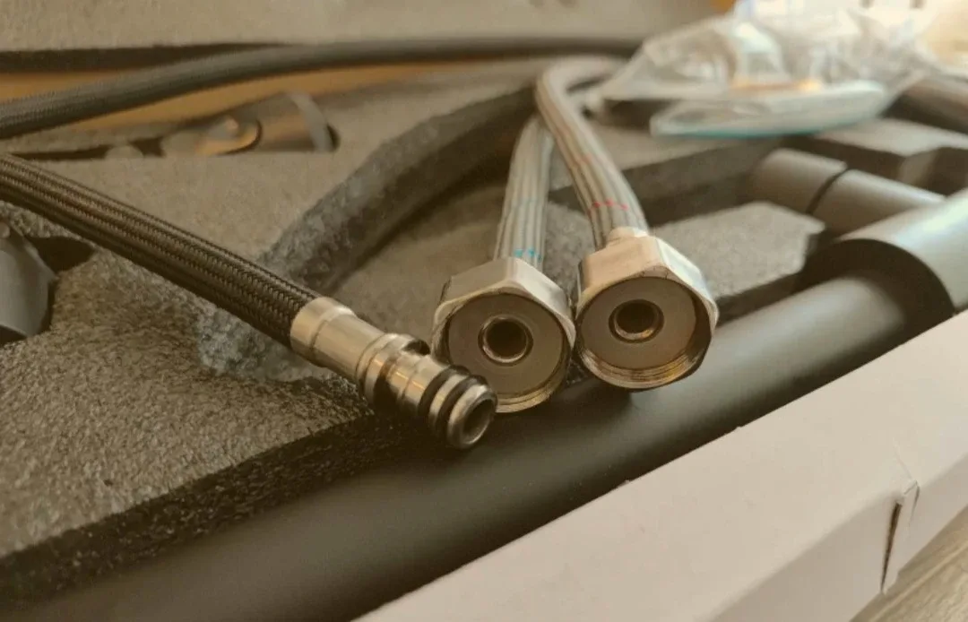 brand new kitchen faucet image indicator(4)