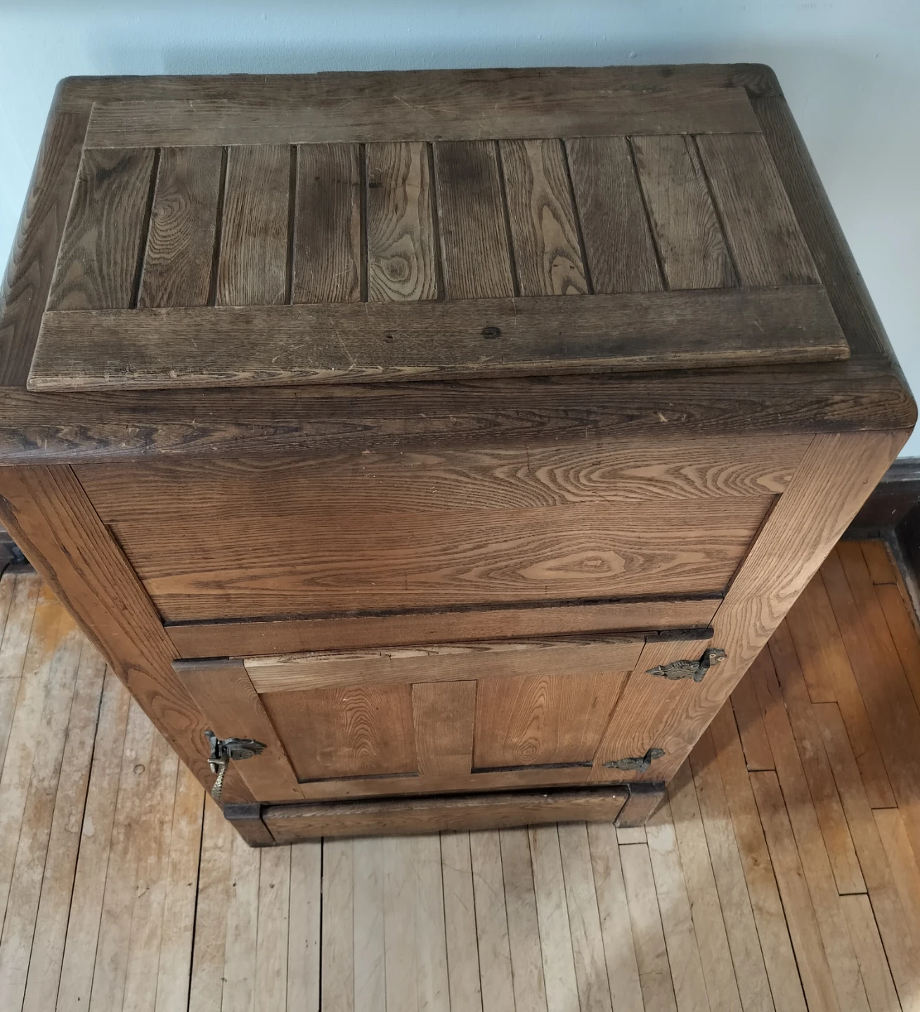 Antique Wooden Ice Box - photo 2